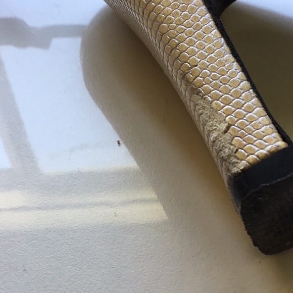 Bally vintage heeled sandal in faux reptile tan. Size 7 - Picture 6 of 6